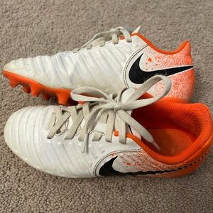 Girls Nike Soccer Cleats